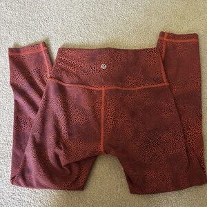 Lululemon size 6 - like new. No pilling and in perfect condition.